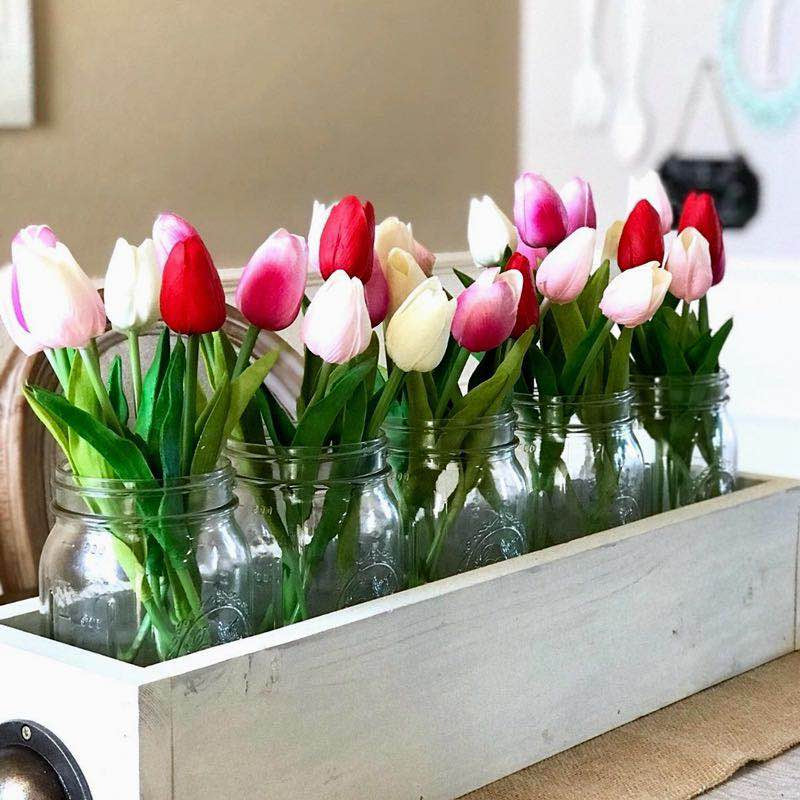 Beautiful Fashionable Tulips Artificial Flowers For Maintenance-Free Creative Home Décor Floral Displays For Living Room Dining Room Nordic Home Decoration