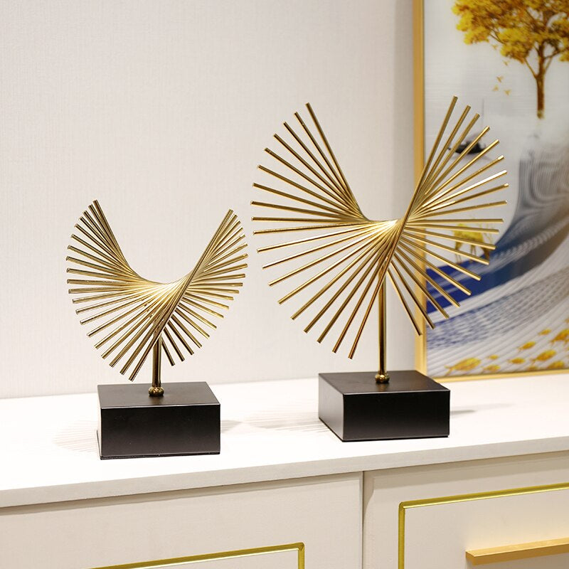 Modern Abstract Geometric Golden Metal Art Sculpture Ornamental Desktop Statue For Living Room Coffee Table Dining Room Nordic Style Interior Decoration