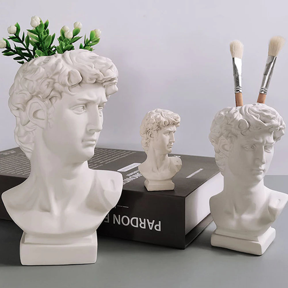 Statue Of David Ornament Miniature Figurine Classical Renaissance Bust Sculpture For Storage Of Paintbrush Pencils etc Modern Creative Nordic Home Decor