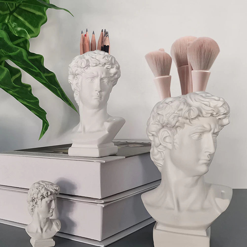Statue Of David Ornament Miniature Figurine Classical Renaissance Bust Sculpture For Storage Of Paintbrush Pencils etc Modern Creative Nordic Home Decor