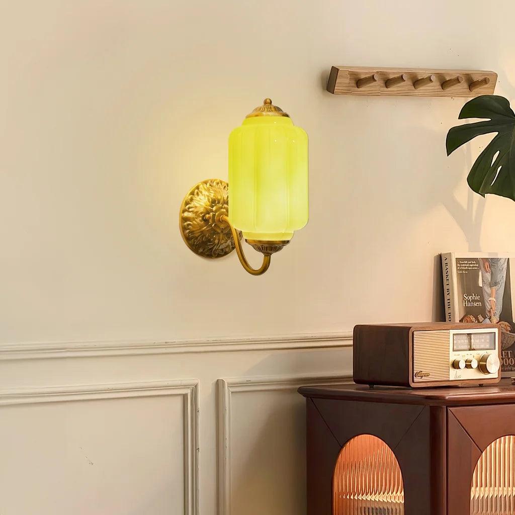 Isabella Opal Glass Vintage Brass Wall Sconce (5) (1).webp__PID:c80f849d-399a-4331-8158-1b7f924dc792