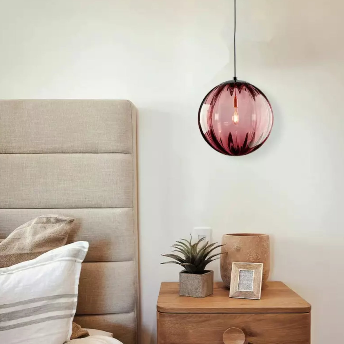 Octavia Gemstone Tones Glass Pleated Pendant Light scene9.webp__PID:82676b99-04b0-429d-999a-4738ea0fa928